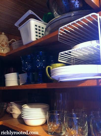 Organizing kitchen shelves