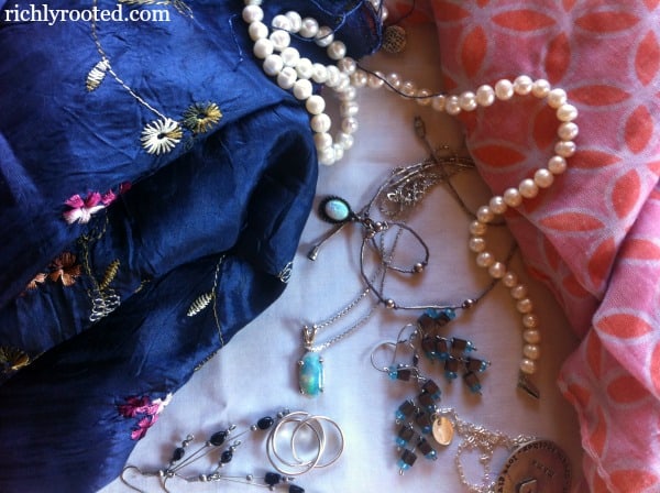 Jewelry and Scarves - RichlyRooted.com