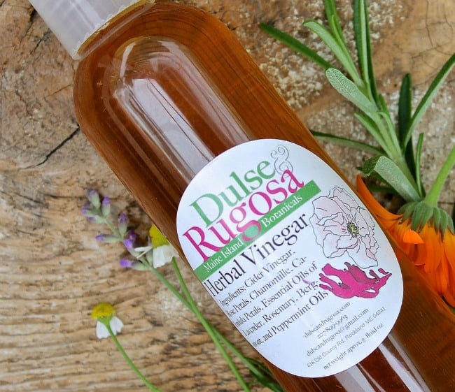 Dulse and Rugosa's herbal vinegar will help to detangle your hair, balance its pH levels, and make your hair glossy.