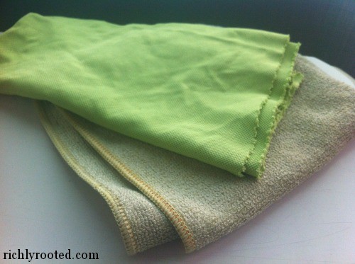Microfiber Cleaning Cloths - RichlyRooted.com