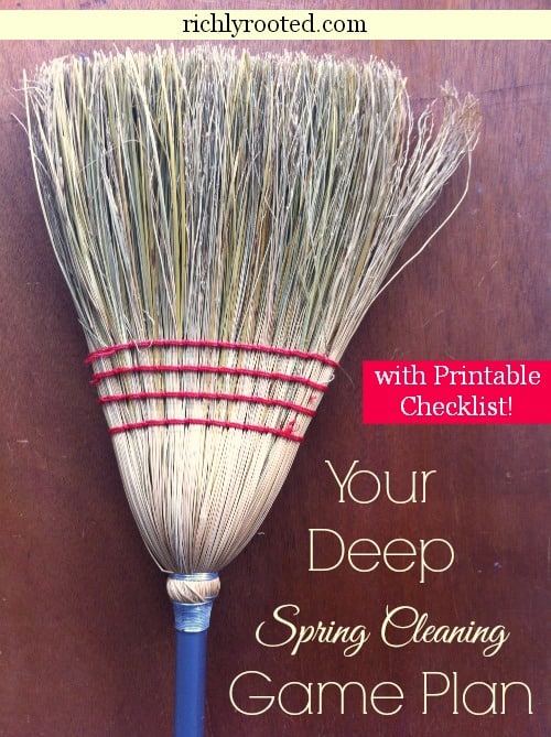 Here is a spring cleaning strategy guide, plus a checklist to help you keep track of your cleaning tasks! #SpringCleaning #Homemaking