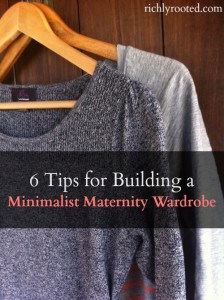 Great tips for building a frugal and versatile maternity wardrobe!