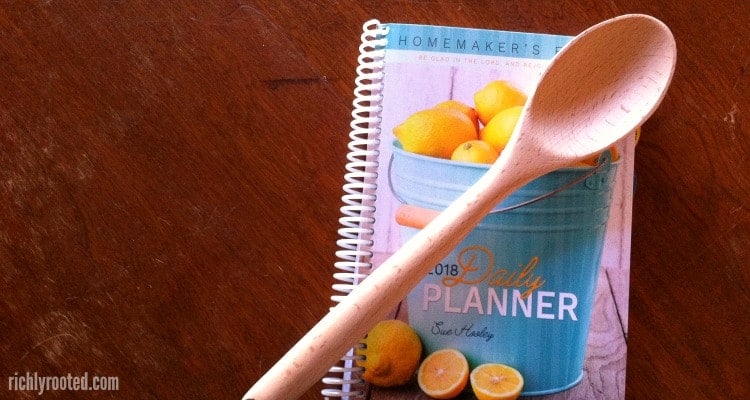Here's exactly how to use your Daily Planner from Homemaker's Friend to maintain a housework & home management schedule.